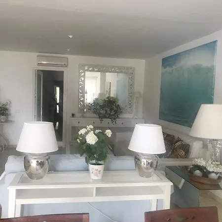 Parque Montecarlo Luxury Apartment Feriehus
