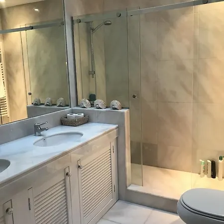 Feriehus Parque Montecarlo Luxury Apartment *