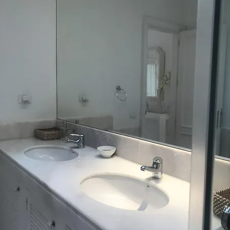 Feriehus Parque Montecarlo Luxury Apartment *
